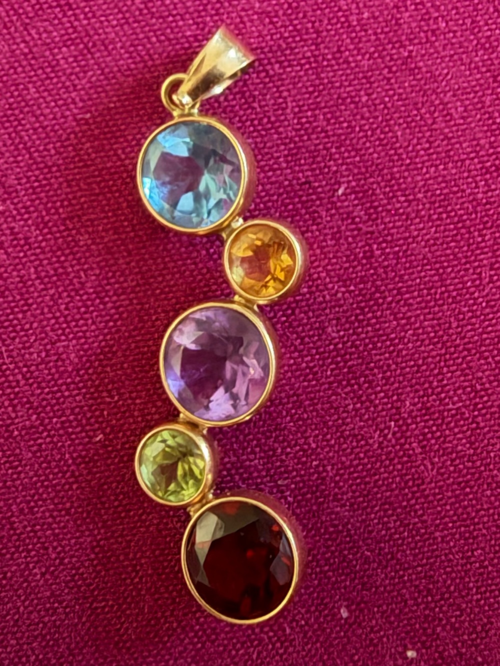 14kt Gold Vintage Rainbow 🌈 Pendant Topaz, Amethyst, Garnet, Citrine, Peridot
